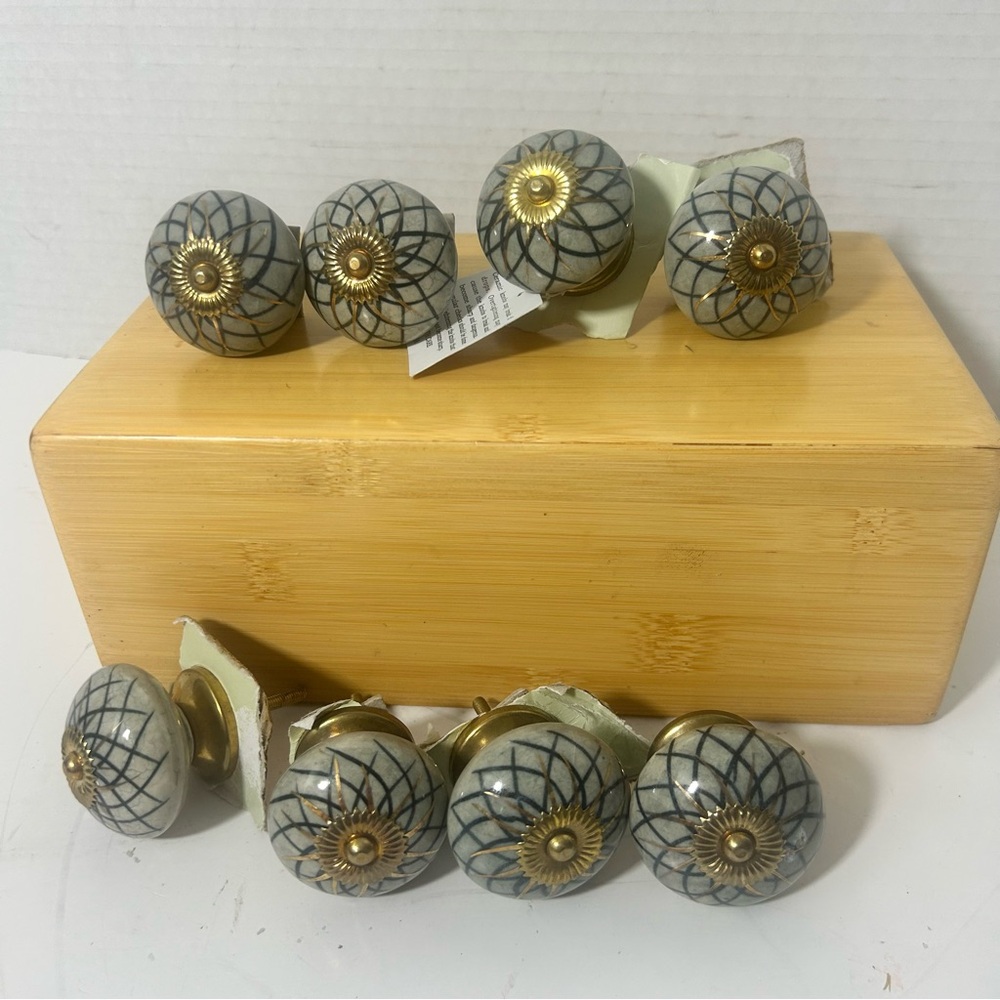 NEW Casa Decor Set of Ceramic Knobs  Gold Tone Accents 8 Striped